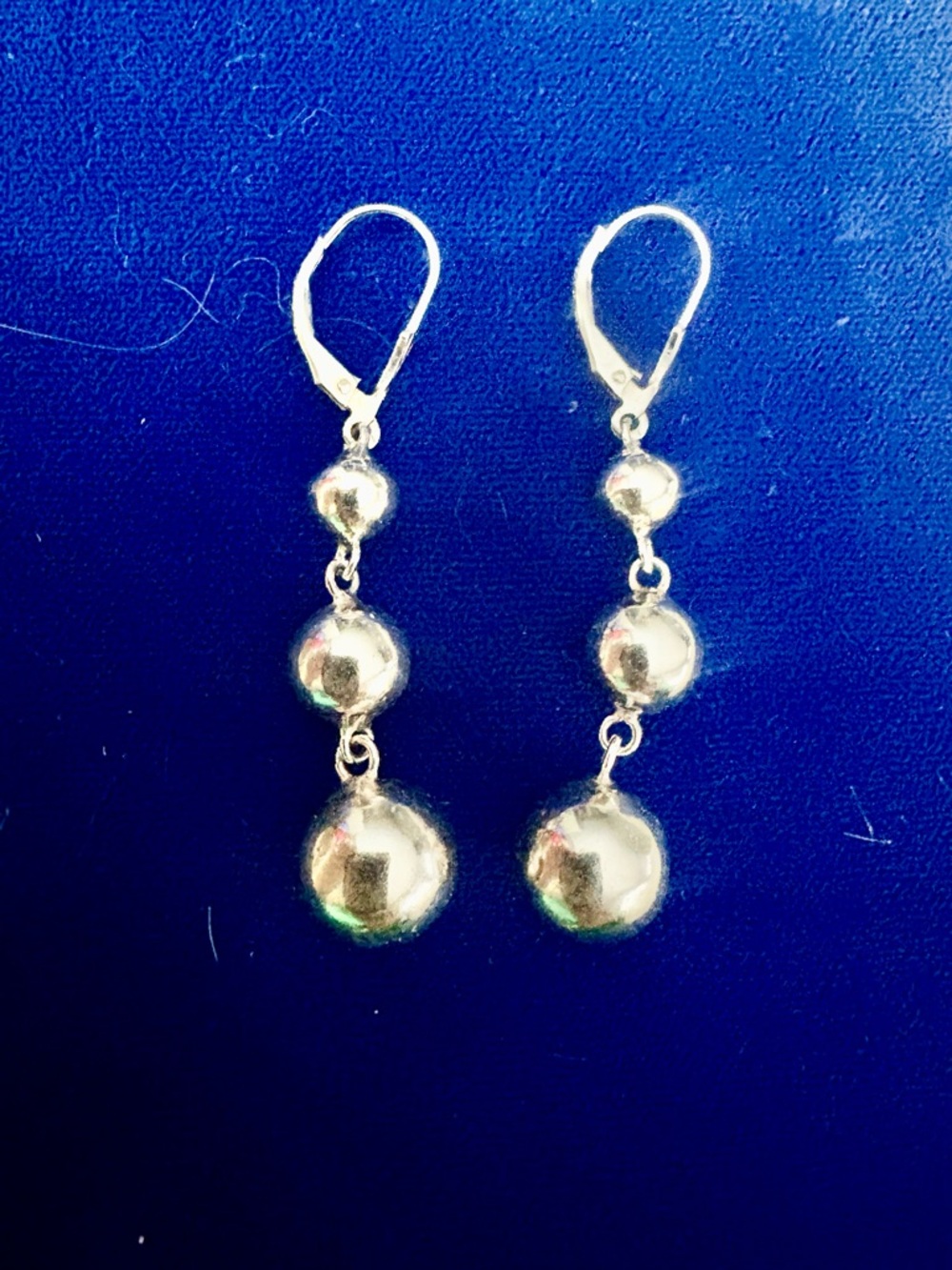 Sterling Silver 925  VTG  Three Linked Hollow Ball Graduate Long Drop Earrings